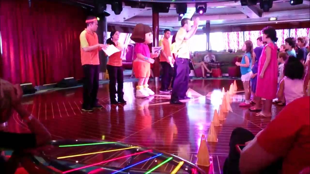 DORA'S DANCE PARTY