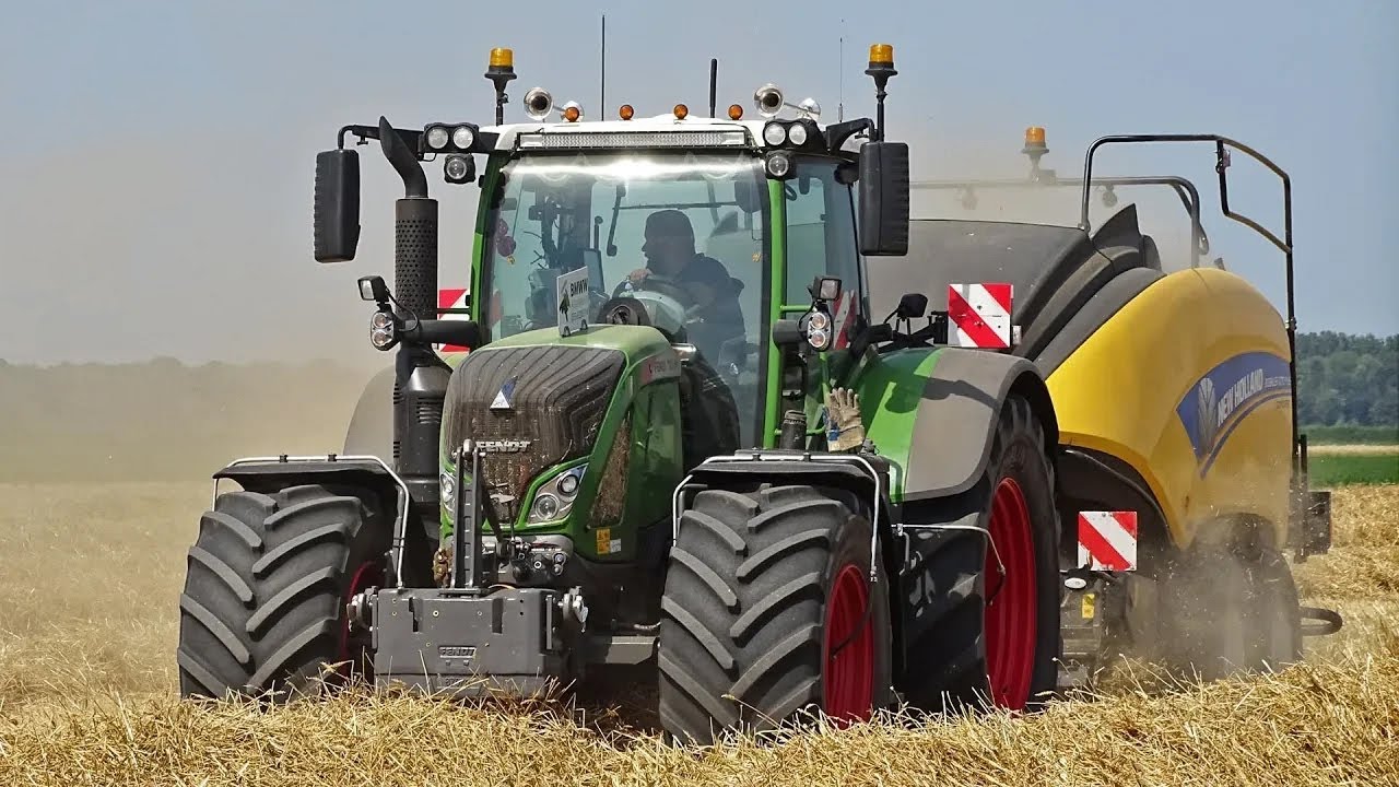Pressing Straw Bales | Fendt 720 + New Holland Bigbaler 1270 | BMWW Agriservice | 2019