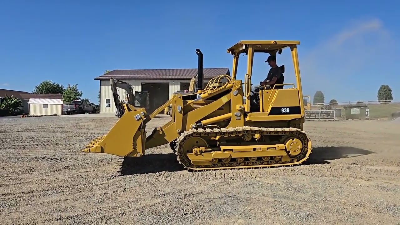 1994 CATERPILLAR 939 For Sale