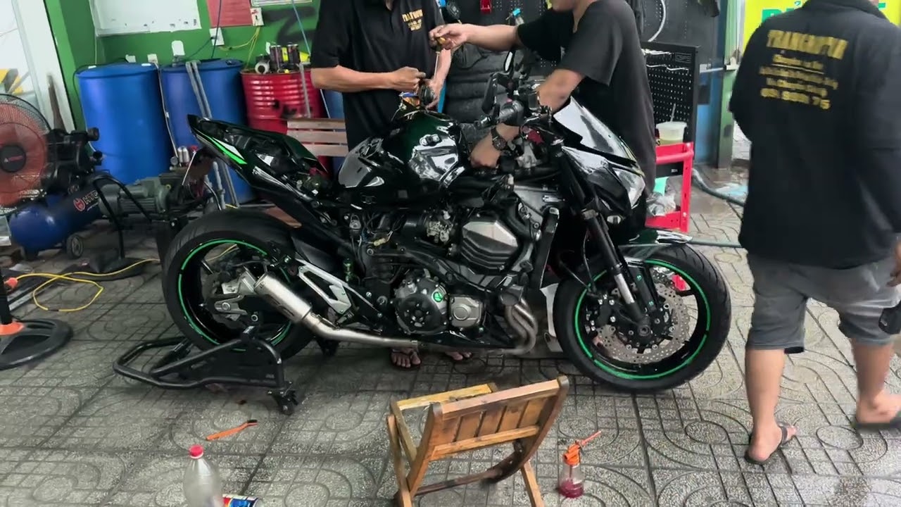 Bảo Dưởng Và Thay Nước Mát Cho Z800 - Võ Văn Trạng - Motor Cần Thơ - 0949999775.
