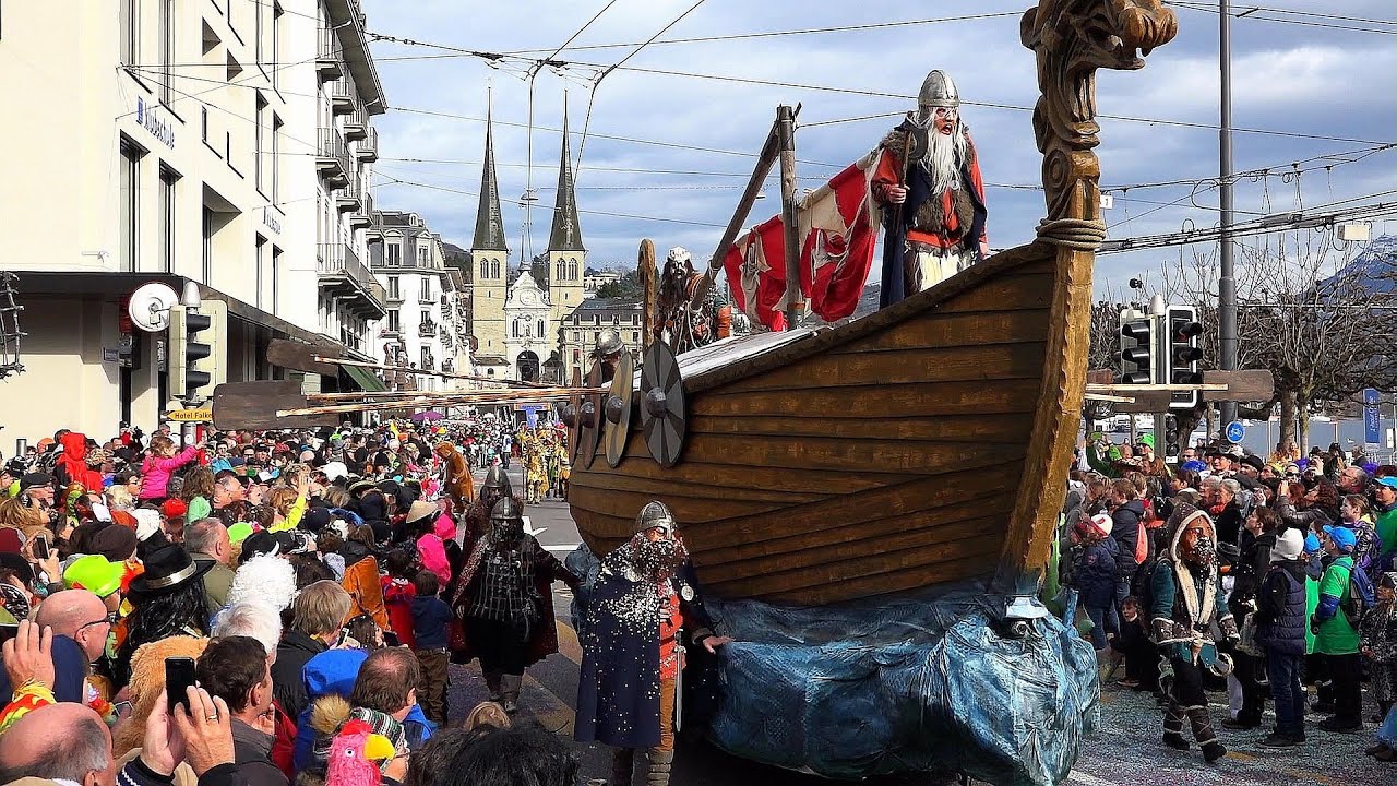 Luzerner Fasnacht 2016 -  Fasnachtsumzug am Güdismontag