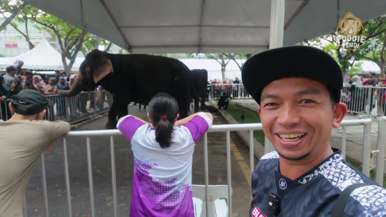 Jalan-Jalan Jumpa GAJAH di HARI TERBUKA PUTRAJAYA.