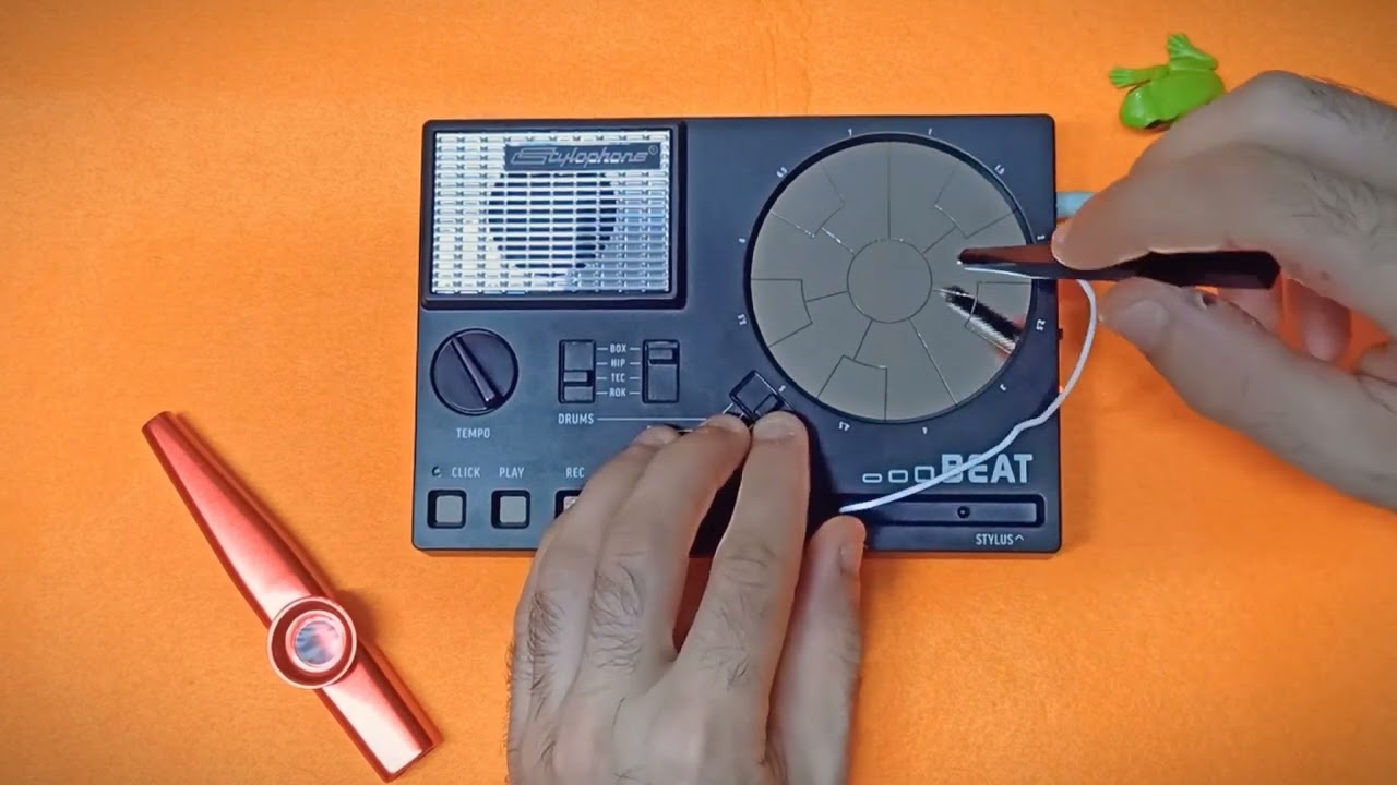 First jam with the new Stylophone Beat (No Talking)