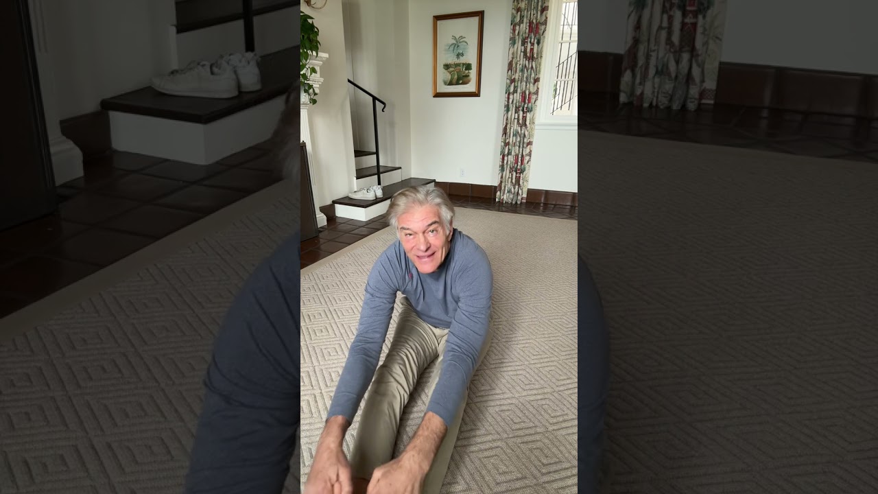 Dr. Oz shows you stretches to help loosen cold weather stiffness #shorts