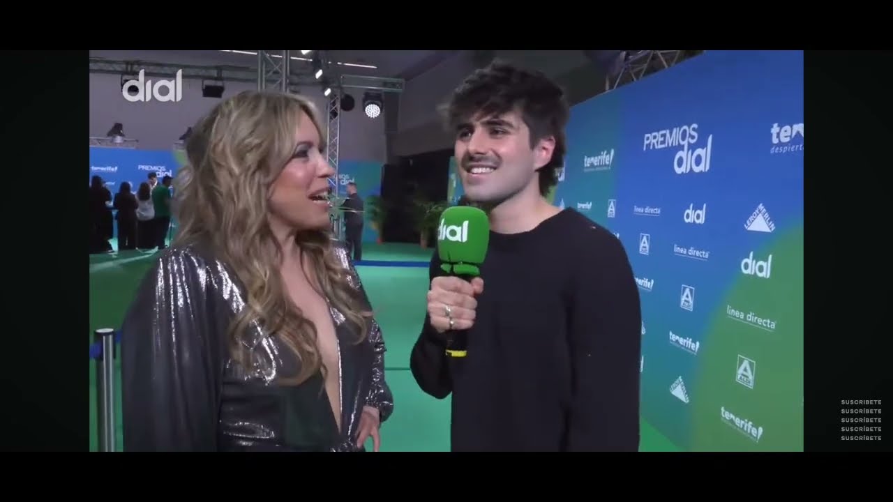 Martin Urrutia - Alfombra PREMIOS DIAL (12/03/2026)