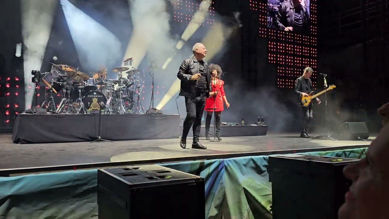 Simple Minds Chicago June 2025 Alive and Kicking