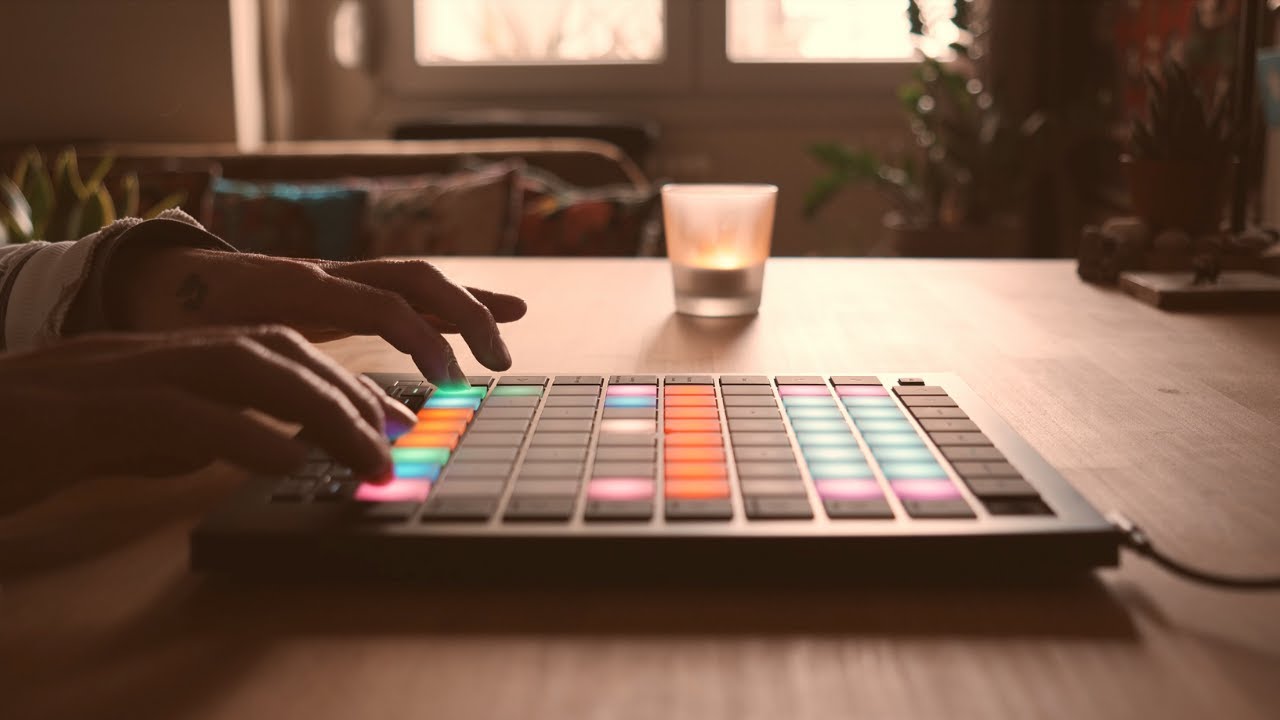 Novation Launchpad Pro | Live Looping (Ambient Downtempo)