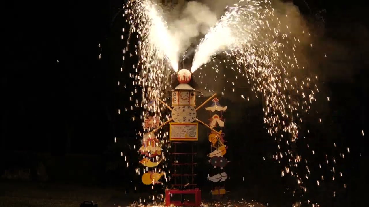 琉球のからくり花火「玉火」