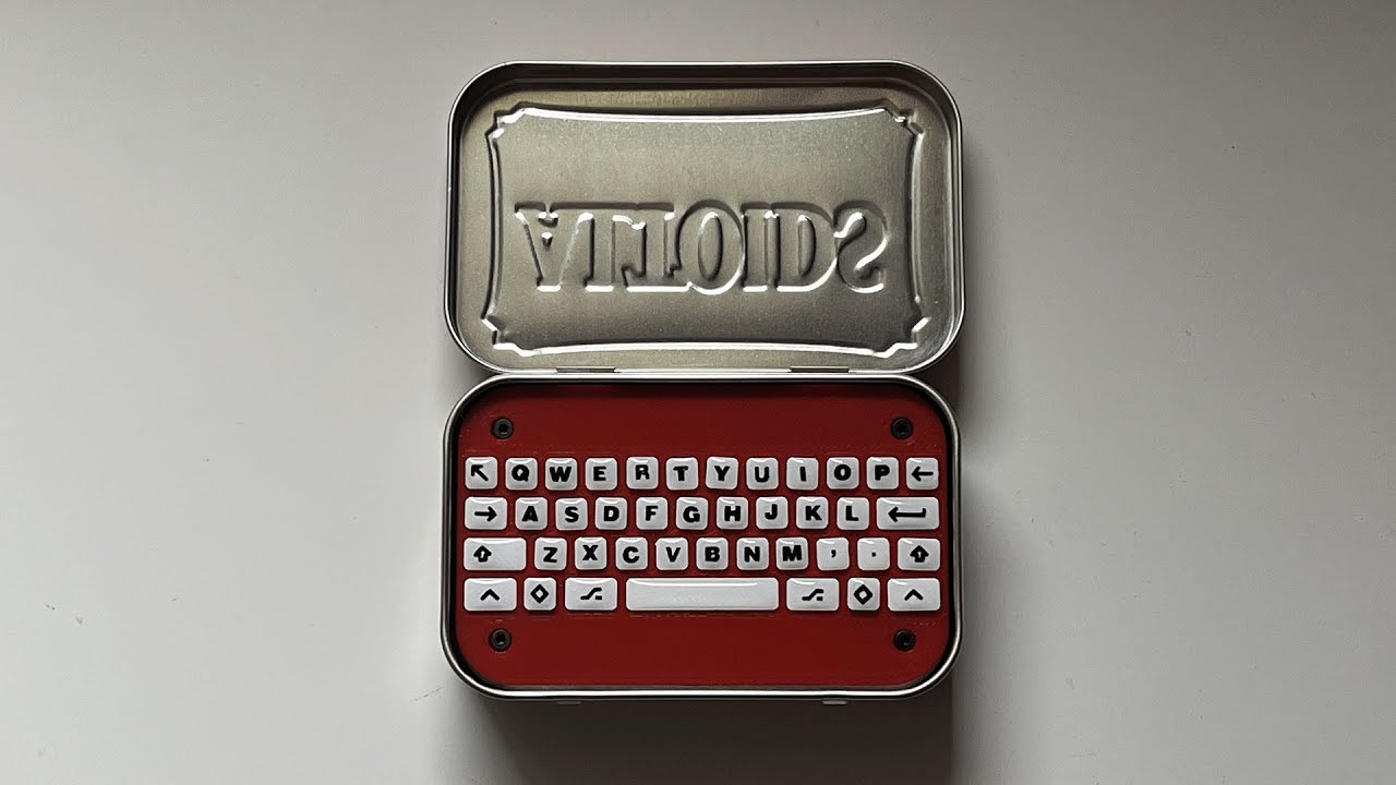 встроить клавиатуру в жестяную банку Altoids