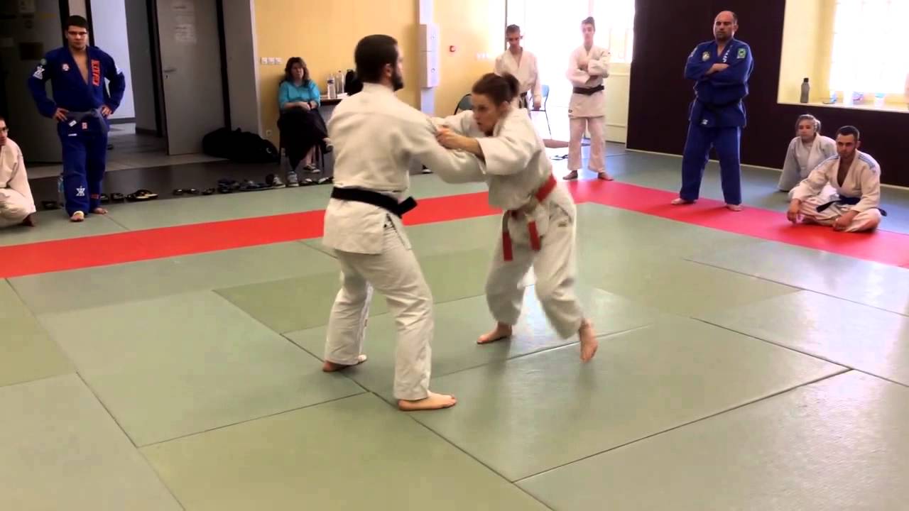 Jane Bridge : Préparation en cercle des ashi waza