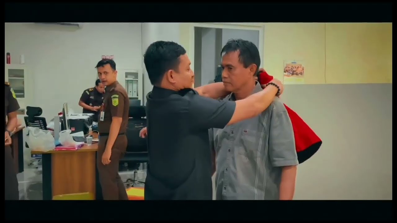 TAP TSK PERKARA TIPIKOR PENYALAHGUNAAN ANGGARAN PENDAPATAN BELANJA DESA (APBD) DESA BUKIT ALIM