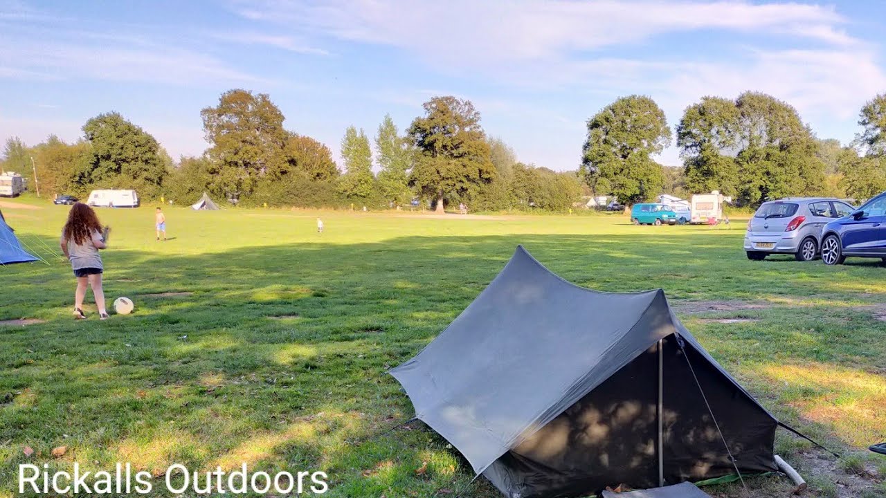 Park farm Bodiam | Daddy and daughter camping | homeless dad