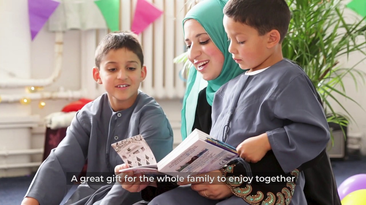My first book of Islamic Months - A fold-out & lift-the-flap book