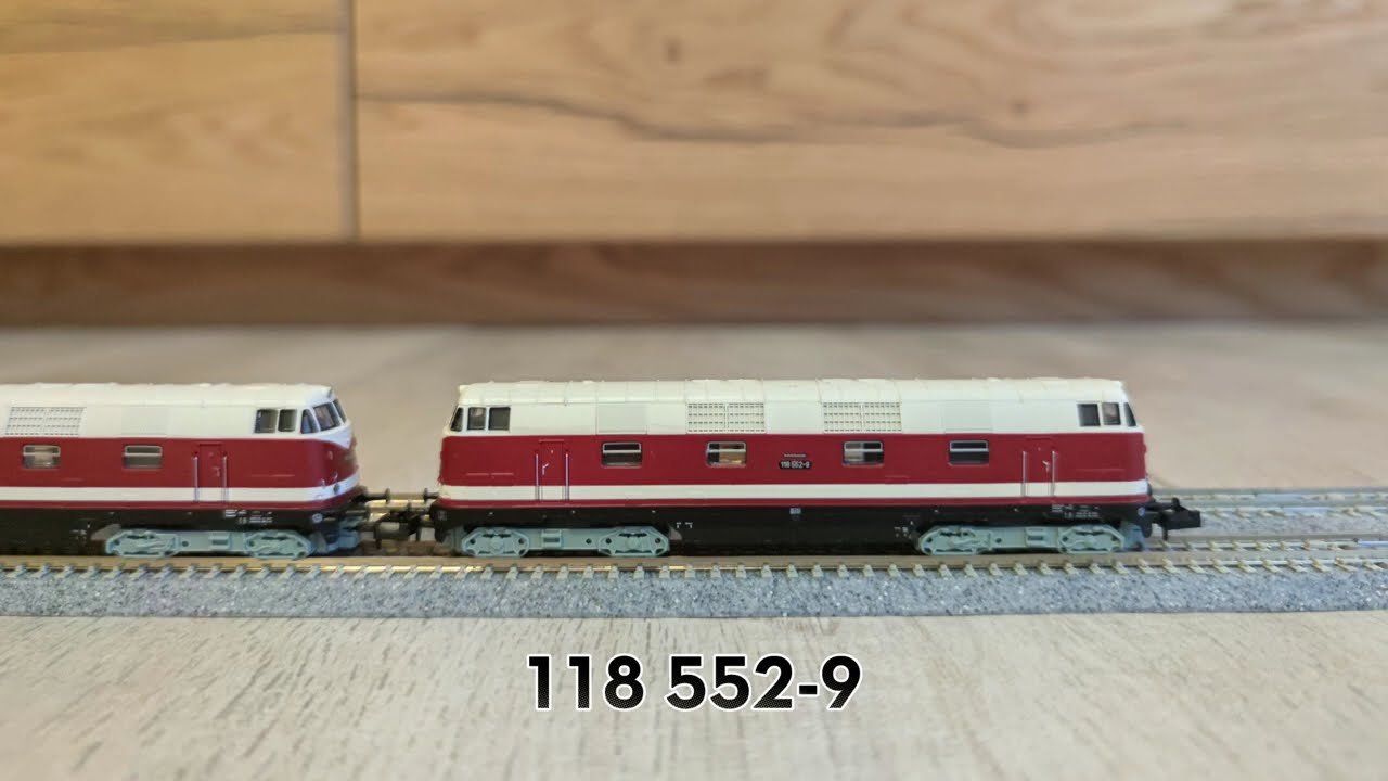 0️⃣2️⃣9️⃣ Spur N - DDR Regierungszug und Lokausstellung im Bw der KATO-Fussbodeneisenbahn