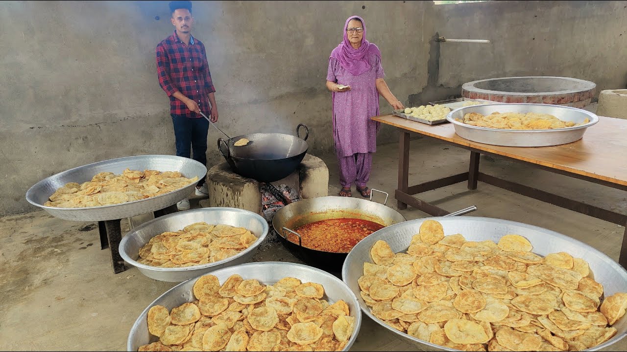 BHATURE MAKING || 1000 BHATURE WITH DAHI ALOO SABZI || STREET FOOD ||