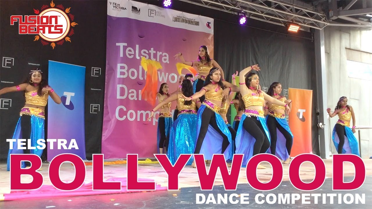 Amazing Bollywood Dance Performance | Bollyshake | Indian Film Festival 2017 | Fusion Beats Dance