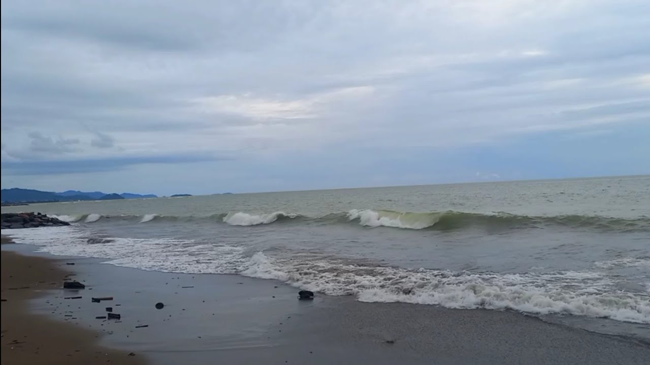 Ketika angin laut menerpa di saat senja | Padang
