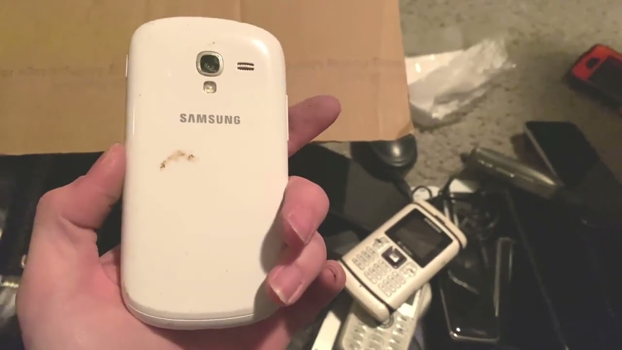 Unboxing HUGE Mystery Phone Lot!! 1K SUB SPECIAL