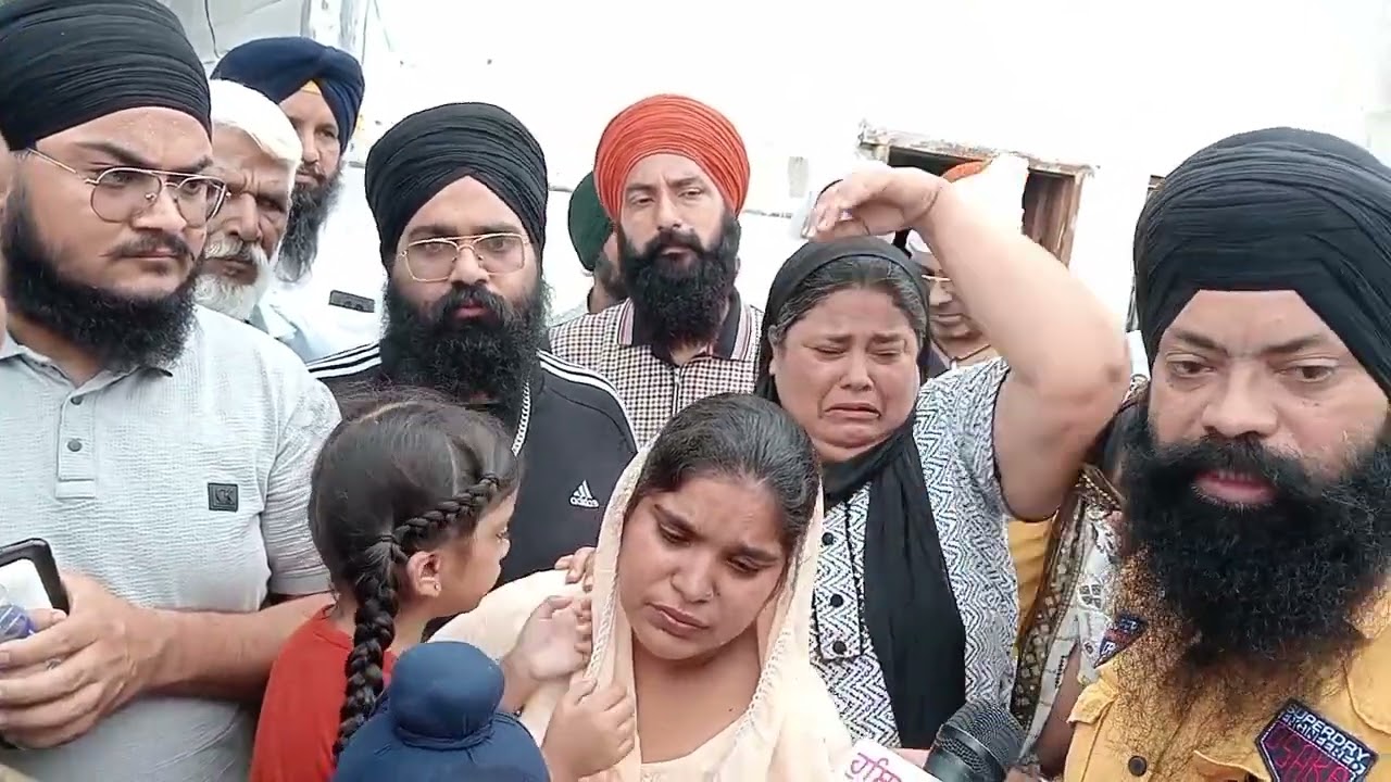  ਮਨਜੀਤ ਸਿੰਘ ਕਾਤਲਾਂ ਨੂੰ ਗ੍ਰਿਫ਼ਤਾਰ ਨਹੀਂ ਕੀਤਾ ਗਿਆ, ਪਰਿਵਾਰ ਤੇ ਵੀਰਾਂ ਤੇ ਭੈਣਾਂ, ਸਮੂਹ ਜਥੇਬੰਦੀਆਂ ਵਲੋਂ ਧਰਨਾ 