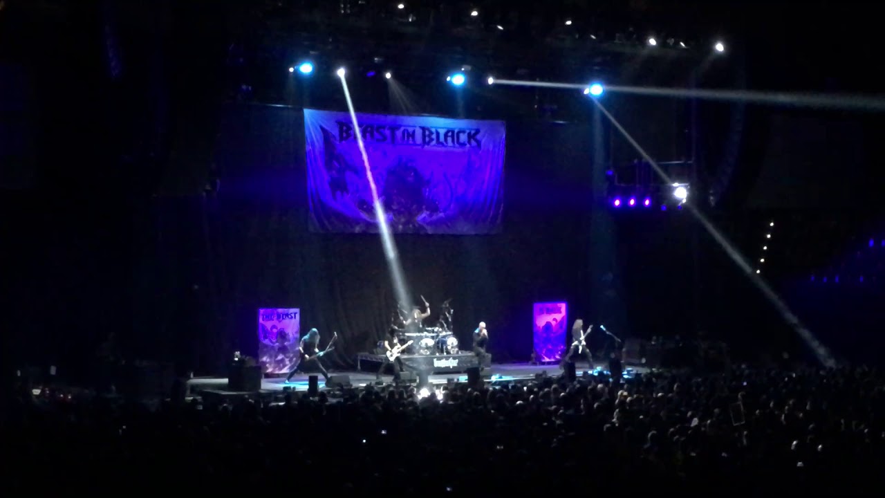 Beast in Black: (live) blind and frozen (München)  Opening for Nightwish