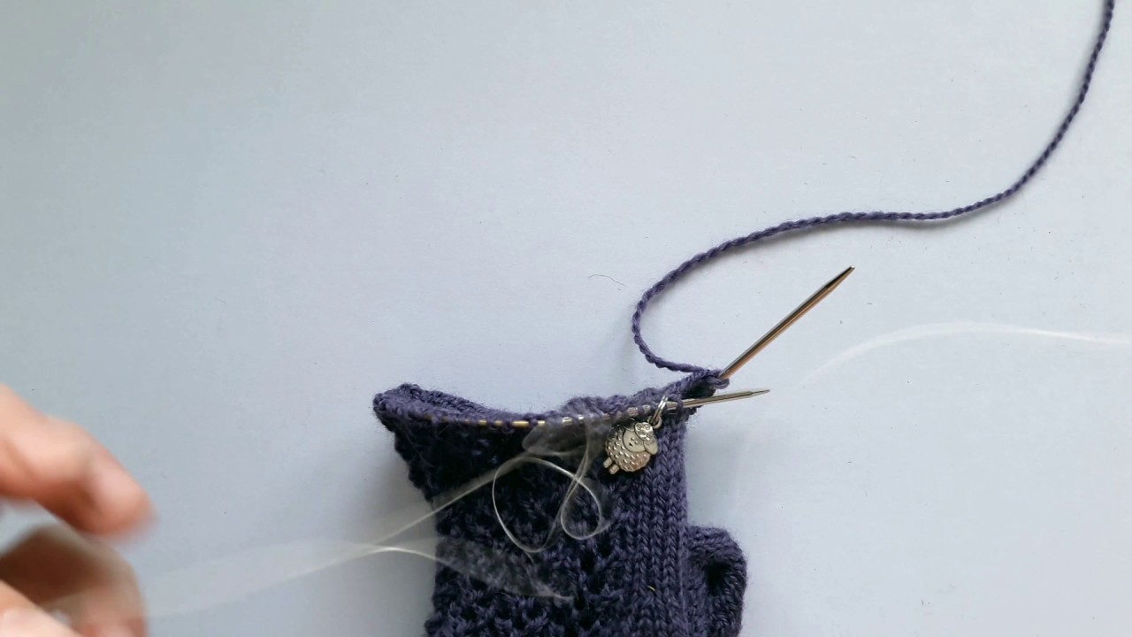 Easy Lace Socks - Lifelines