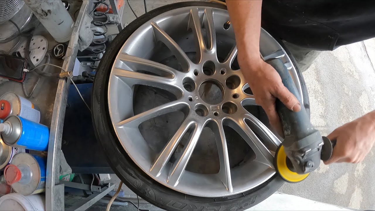 TheWheelGuy..BMW 3 series alloy wheel refurb and colour change from silver to grey.