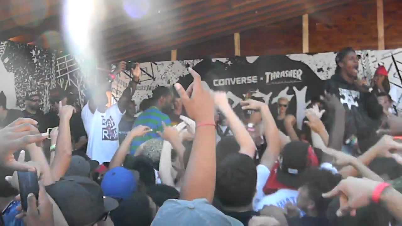 Travis Scott - Up ft/ Casey Veggies & Mike Dean (Live 3-15-2013 @ SxSw)