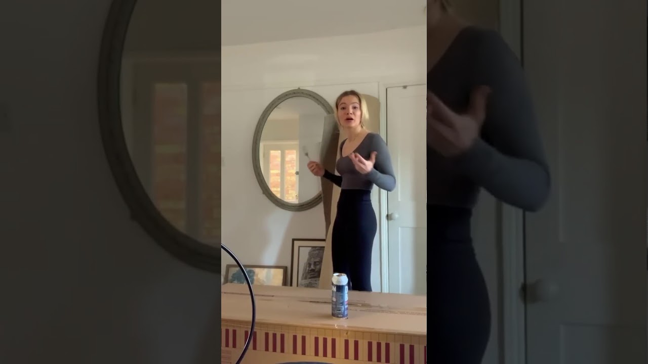 Freya Allan vs. Piano package - funny
