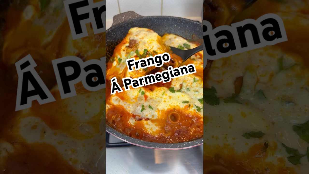 Frango &aacute; Parmegiana #receitas #receitafacies #receita #deliciasdacozinha #comida #comidafacil