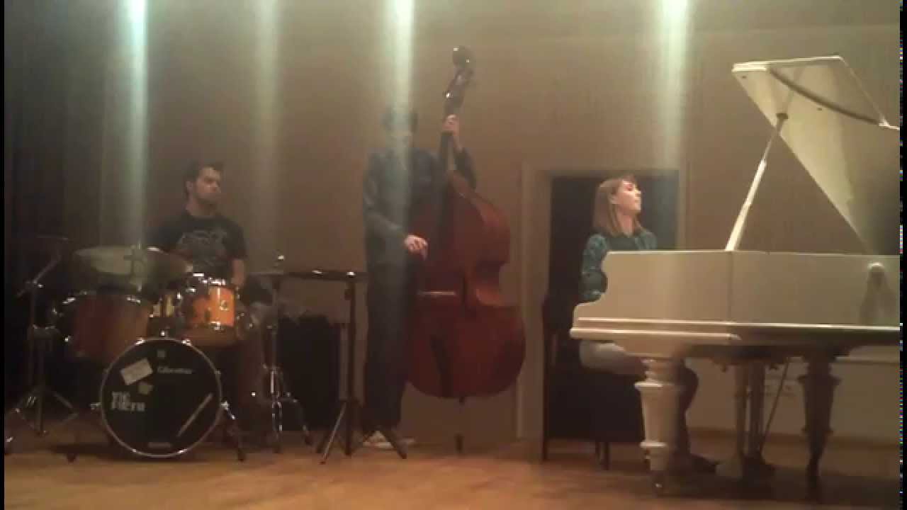 MJF|2014-Internet|Round-Piano-Olga-Baranova-Ukraine-02 (full)