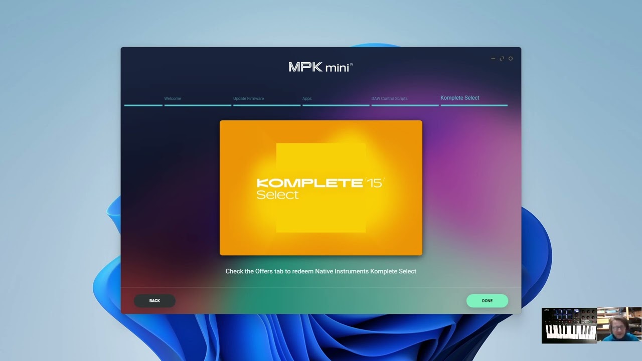 MPK mini mk 4 co dostaniemy z klawiaturą ?