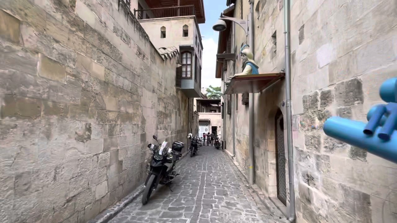 Gaziantep unicycle tour at Bey Mahallesi and proximity/Gaziantep’te Tarihi bölgede tekteker turu