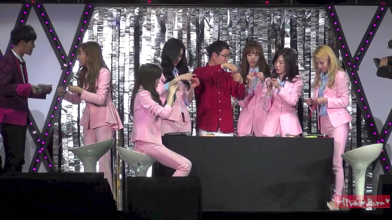 141129 SNSD chinese knotting @ Beijing Fanparty (Seo focus)