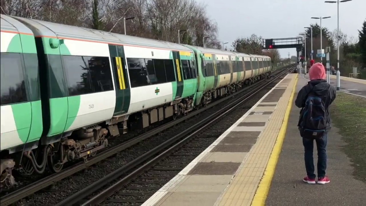 Southern Trains at Hove and Barnham on December 8th 2018