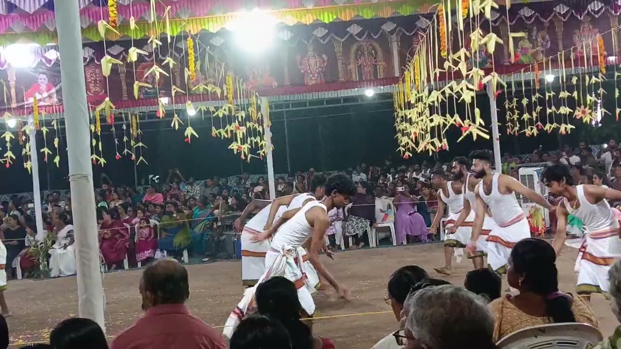 നാഗരാജാവിന്റ പാട്ടു പാടിയപ്പോൾ  അനുഗ്രഹീത മായി കുത്തിയാട്ട വേദി ❤️##chettikulangara ##kuttikal##amma