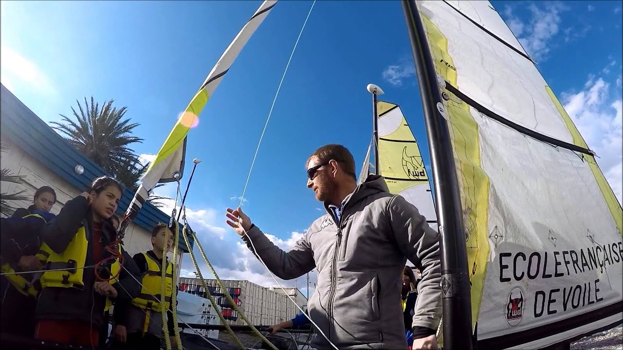 Affaler la grand voile