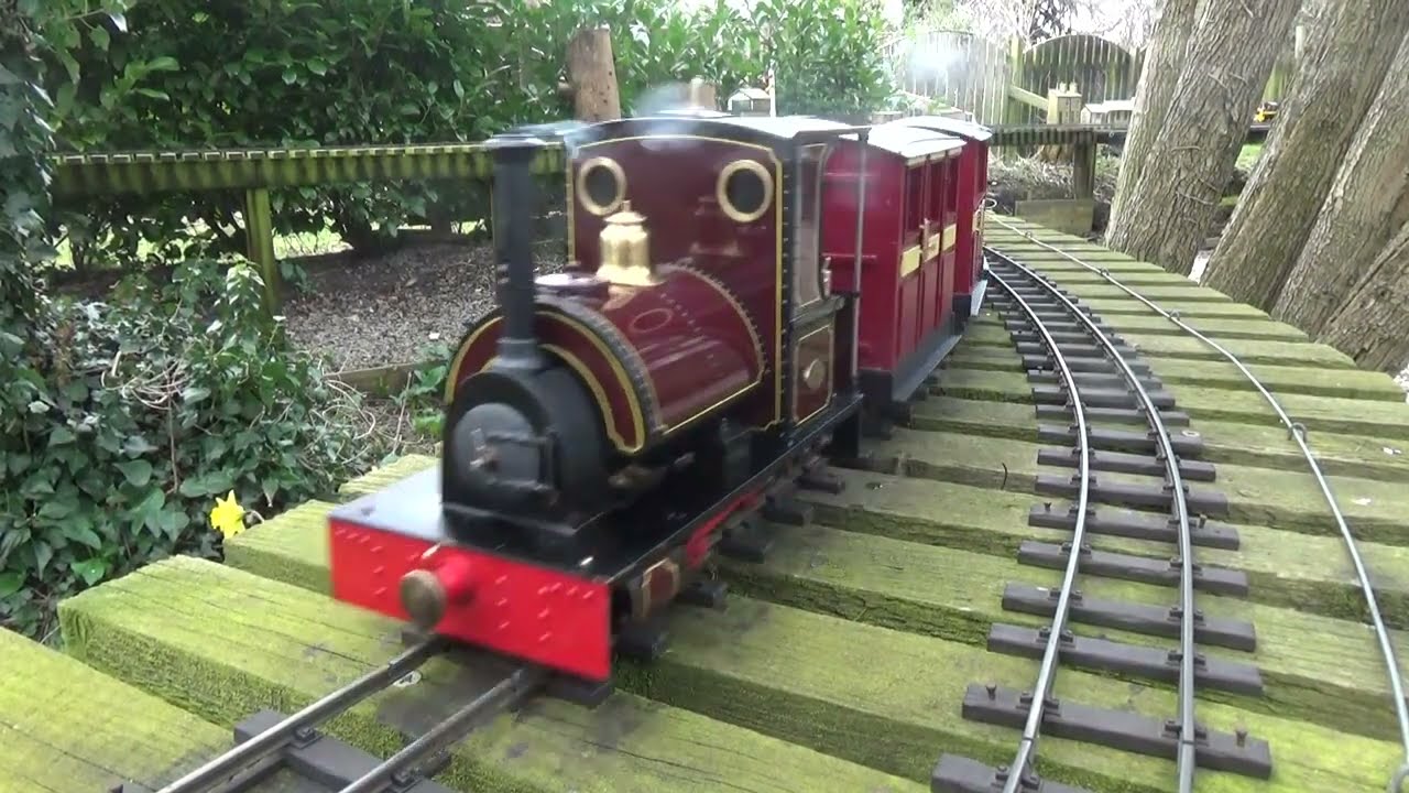 Rails in the Garden - Visit to York Model Engineers.