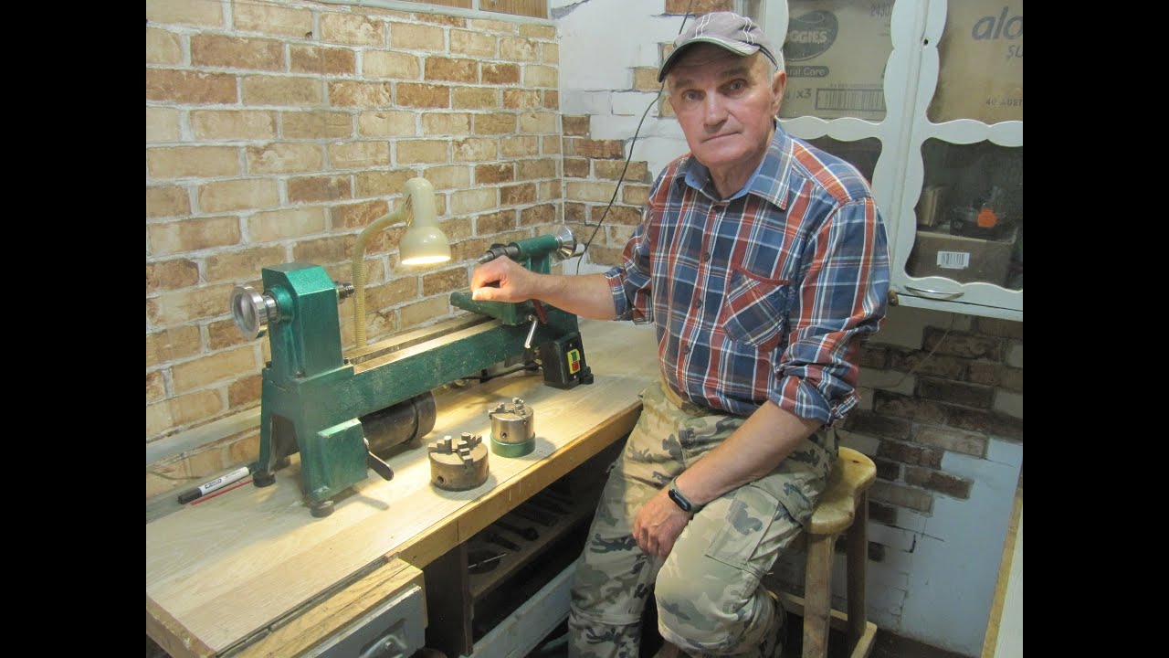 Установка трехкулачкового патрона на токарный станок/ Installing a three-jaw chuck on a lathe