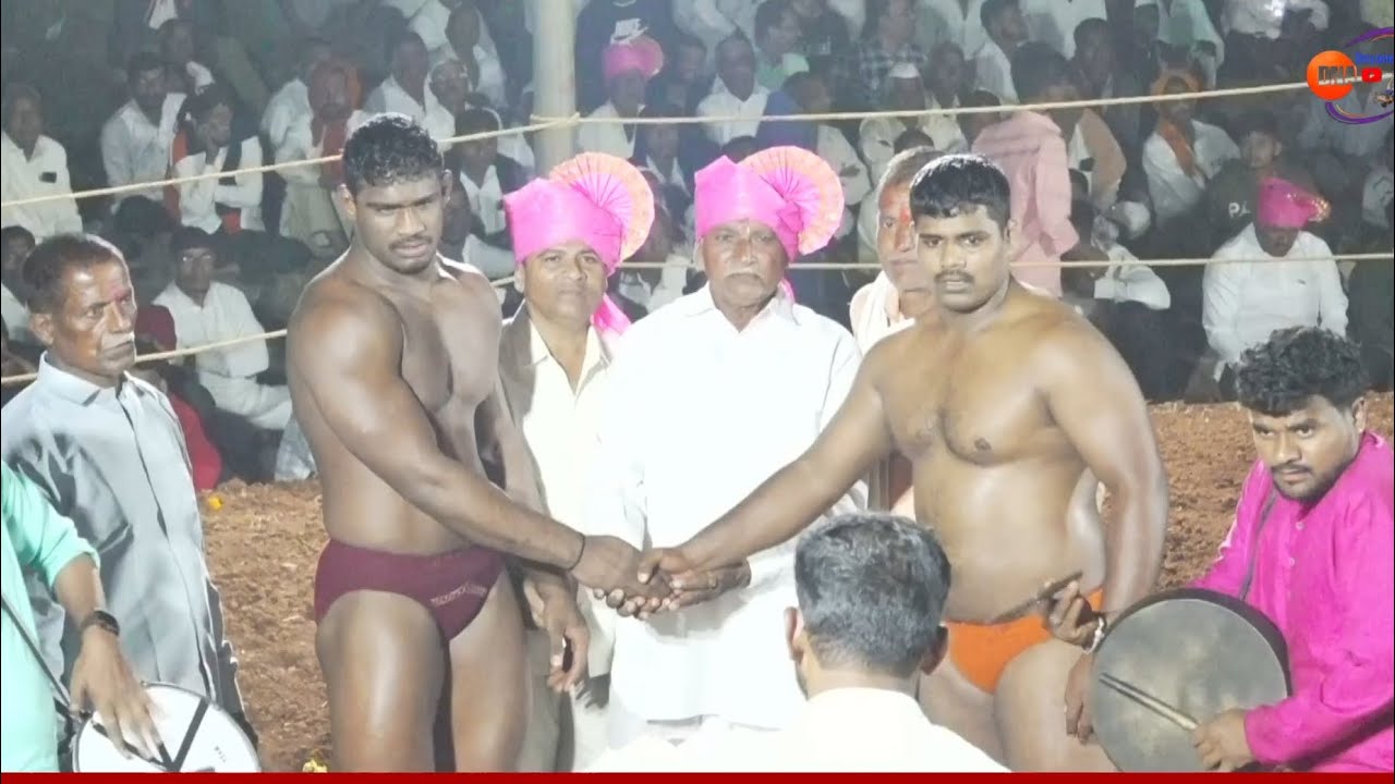 pai rohan pawar vs pai omkar chaugule panumbre kusti maidan