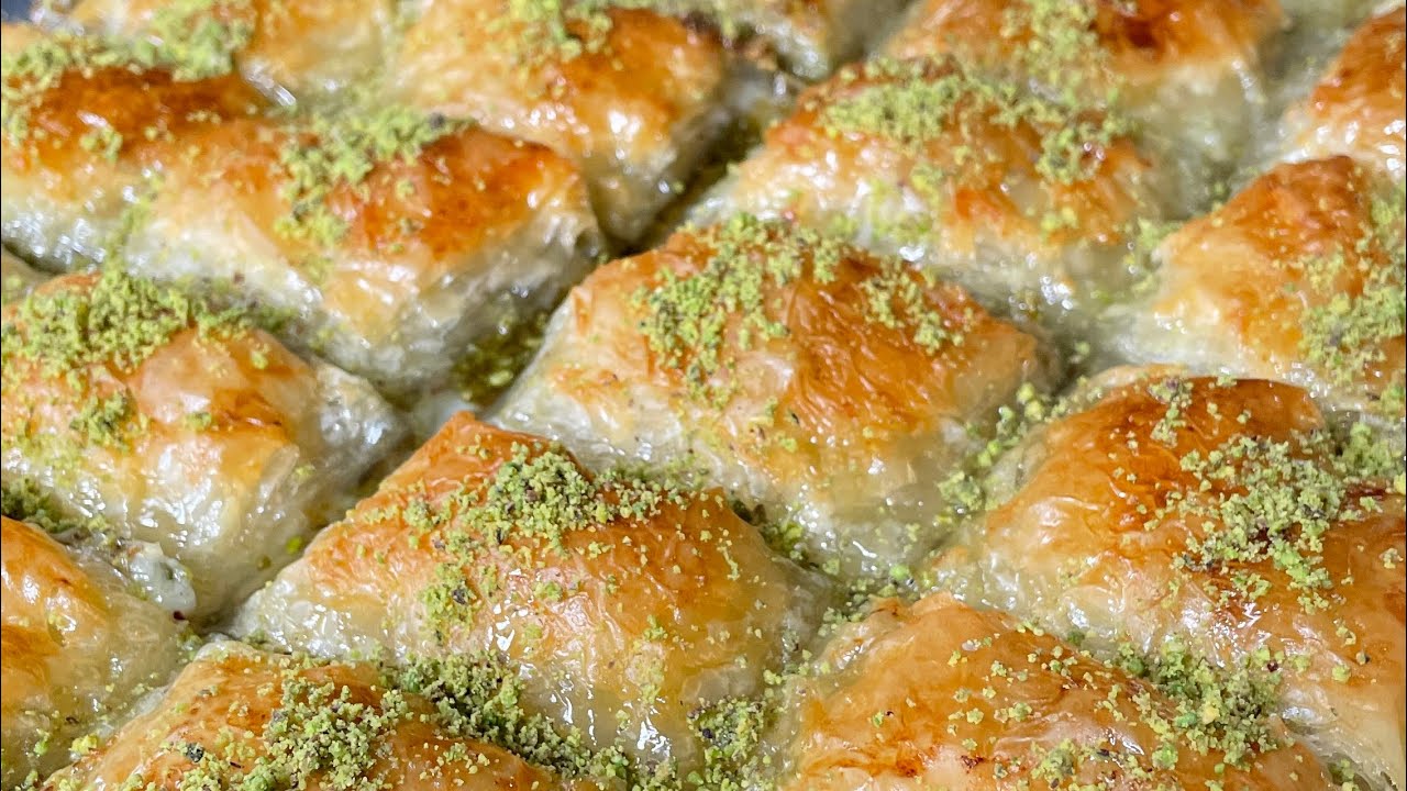 Baklava mit Pudding 😍 Der schmeckt richtig geil💯Schnelle Baklava mit Pudding Füllung👌 Ein Traum ♥