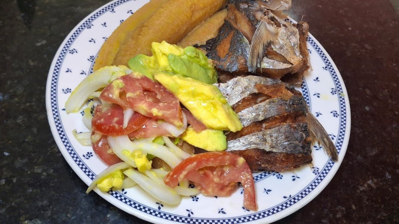 Como preparar  sierra con plátano y en salada  paso a  paso 