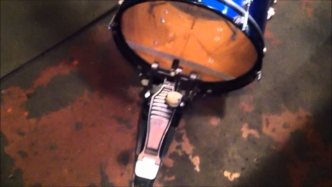 Drum Strap in Use Aquis Cafe in Petaluma, CA
