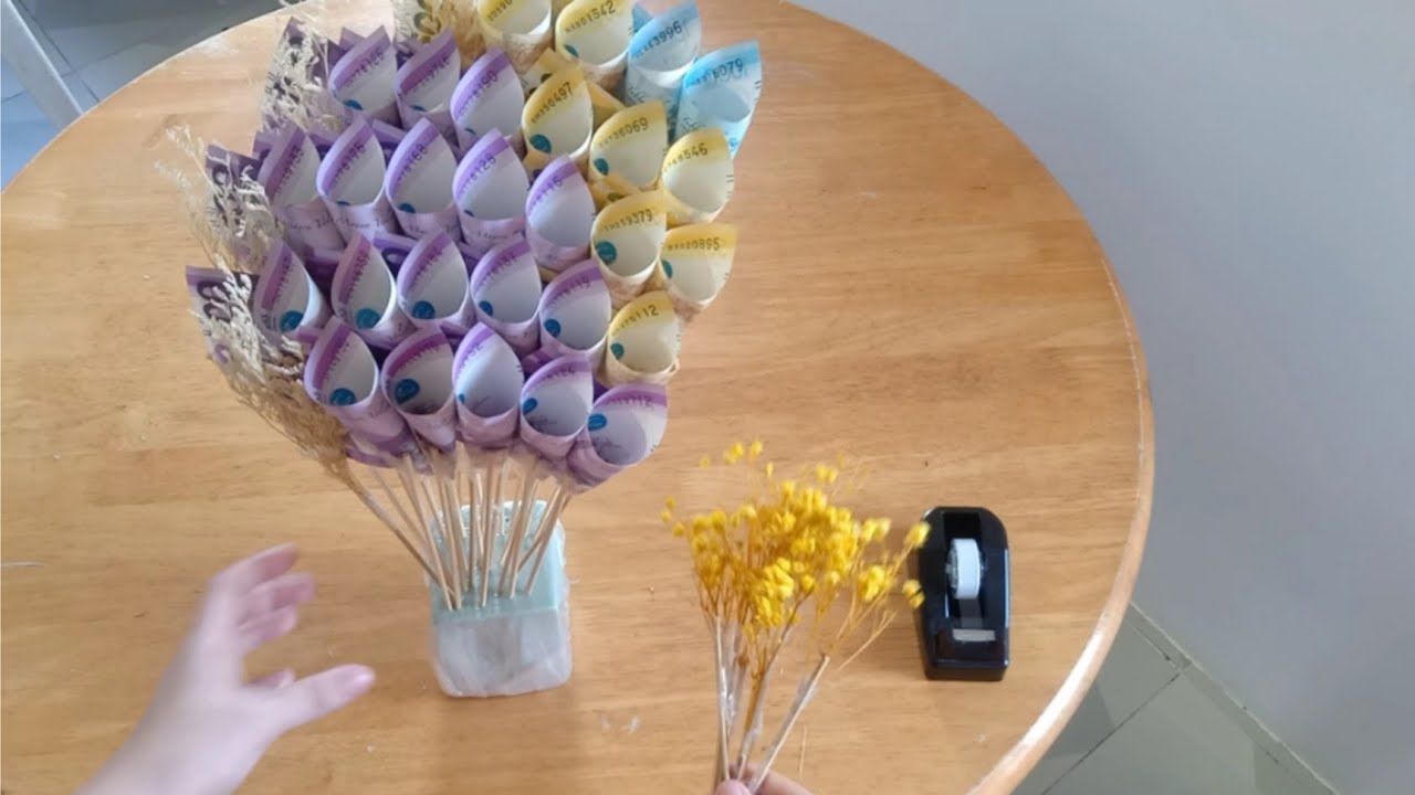 How to make money bouquet  #moneybouquet  #diybouquet #moneyflower  #giftideas