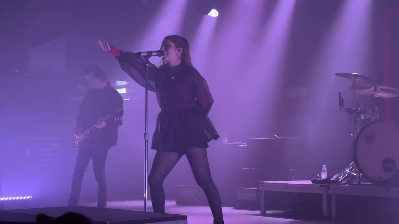 Against The Current - that won't save us (live at Backstage in Munich, 2022)