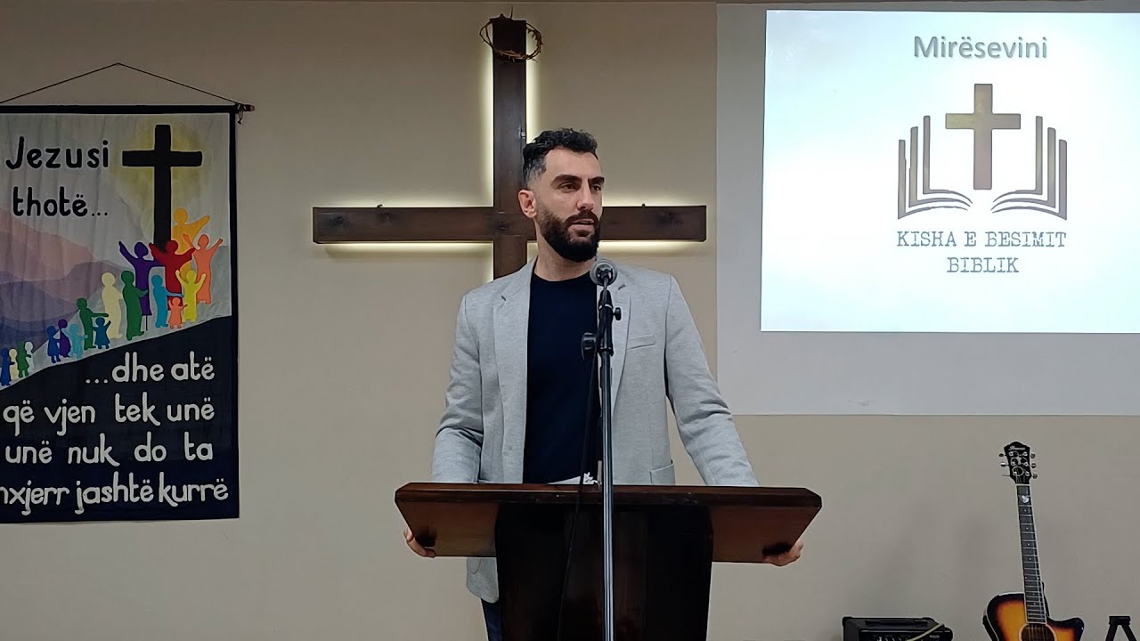 Hyrje dhe bekimi Apostullor