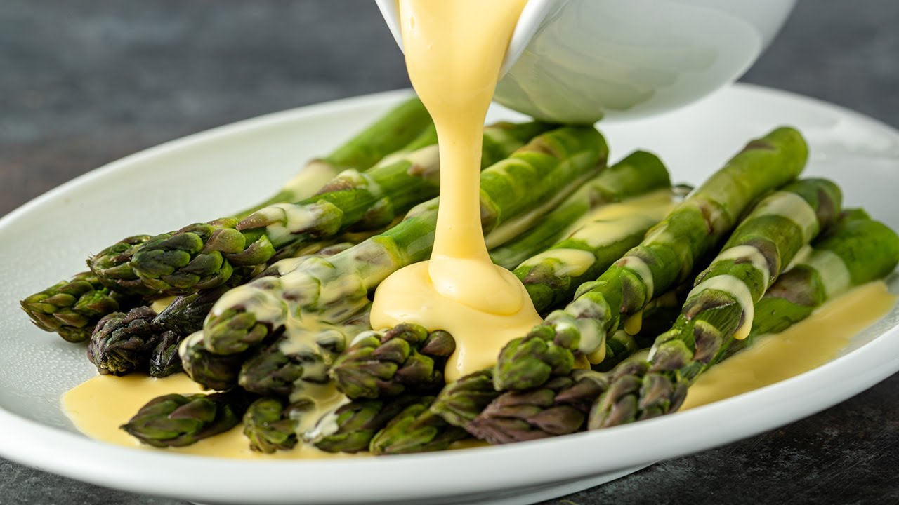 Easy Blender Hollandaise Sauce