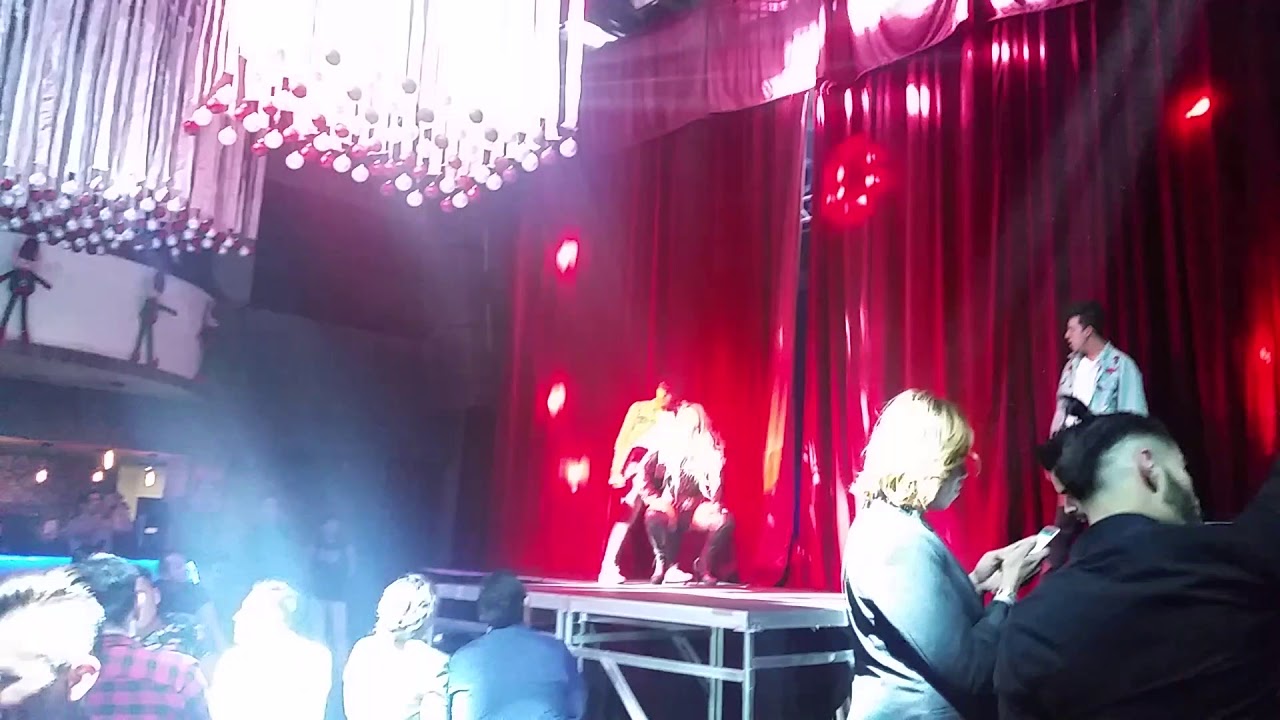 Hibrido Night Club / Lynda Moore - Britney Spears / 30 Diciembre 2017