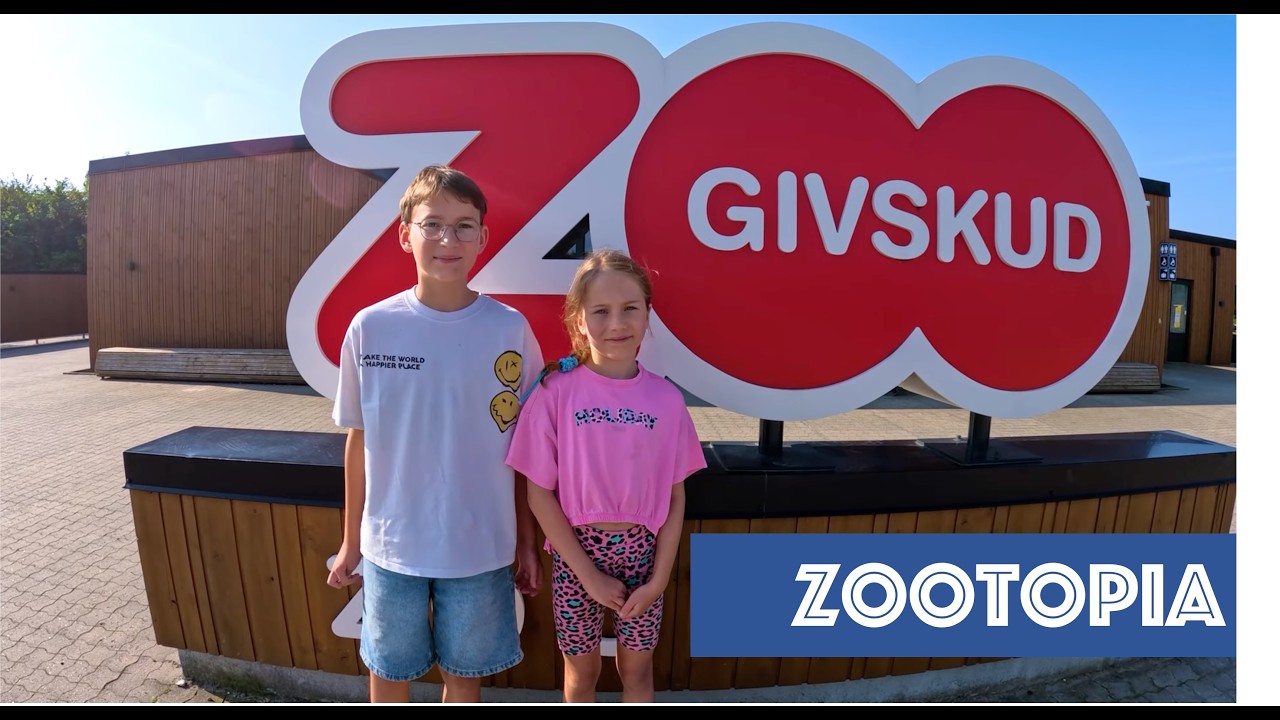 Zootopia - zoo w stylu afrykańskiego safari z dinozaurami/ African safari style zoo with dinosaurs