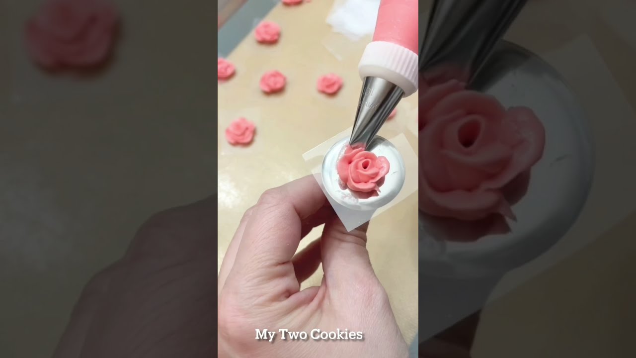 How to pipe a royal icing rose in real time! | My Two Cookies
