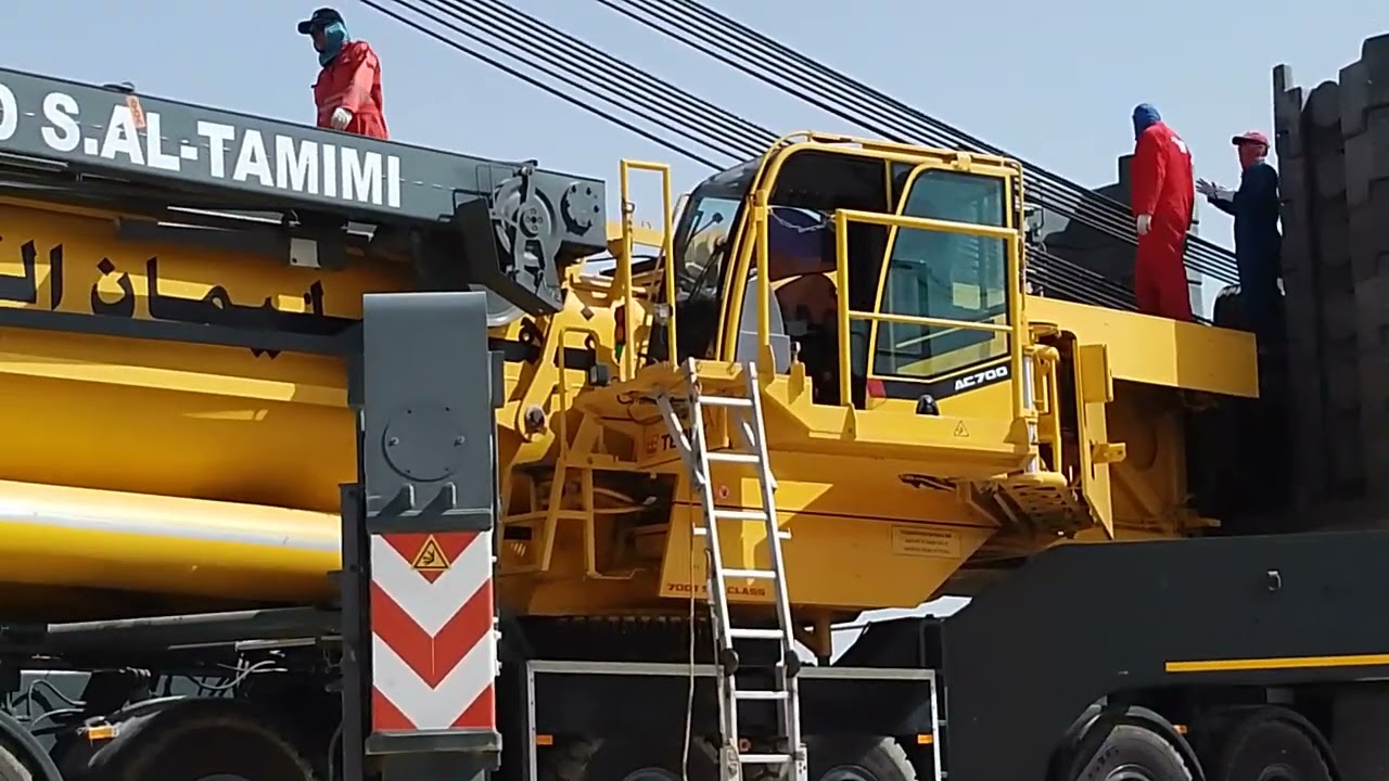 assemble  crane   ac 700 ton. terex  demag..,